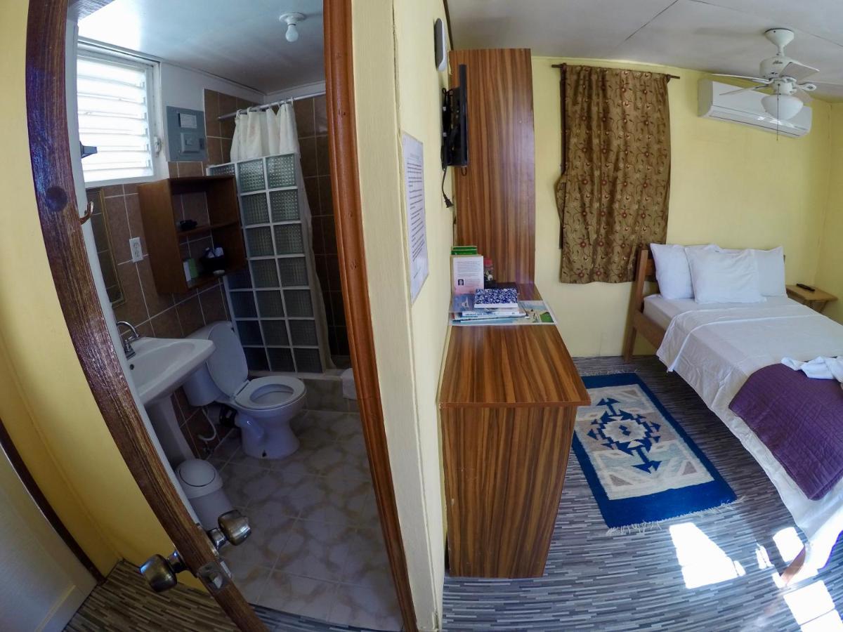Chila'S Accommodations Caye Caulker Exterior foto